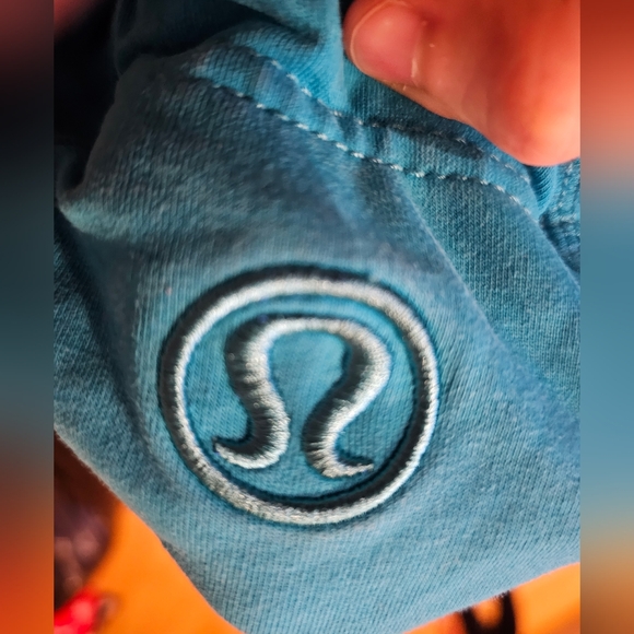 Lululemon sing floss travel jacket - Picture 3 of 6